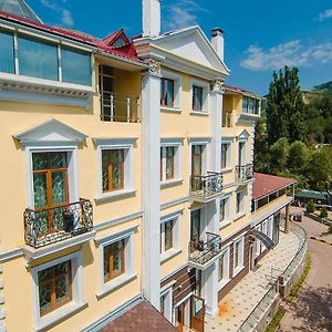 Aykun Hotel